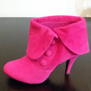 Top Moda Vibrant Fuchsia Velvety Ankle Boots Sz 8